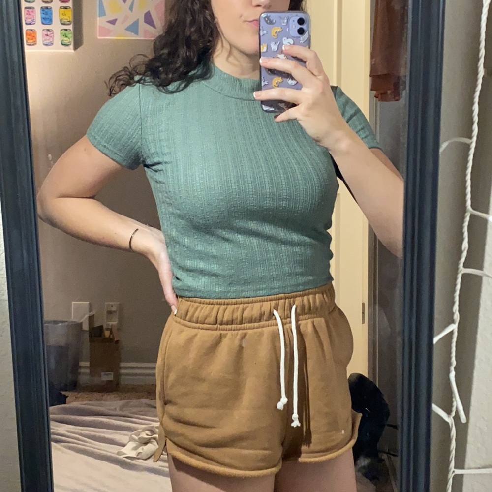 Turtleneck tee